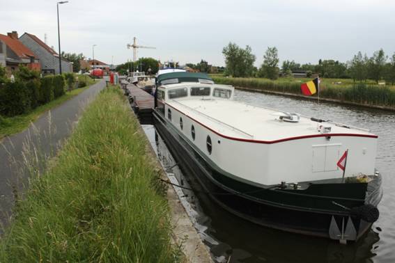 Moored at Oodenburg 3.jpg