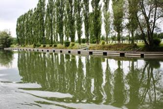 Mooring at Lumes.jpg